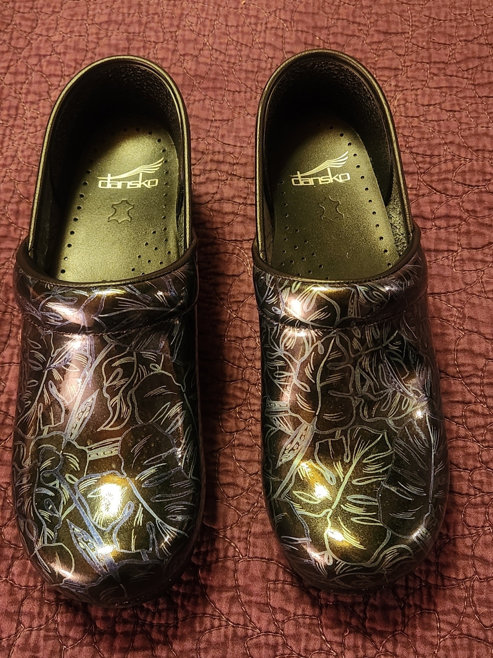 Dansko Black Floral Professional Patent Leather Clogs Size 39